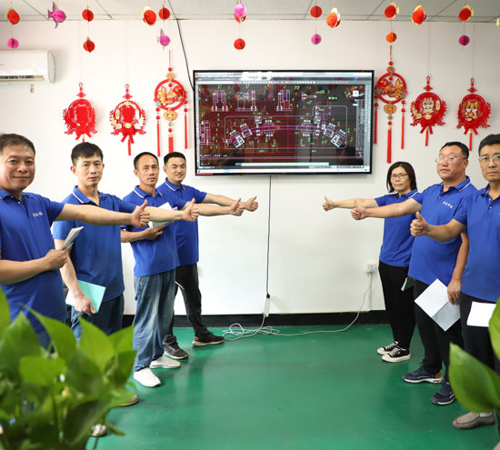 拉彎加工廠家給客戶朋友們拜年啦！
