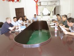 北京型材拉彎廠熱烈歡迎德國客人實(shí)地考察！